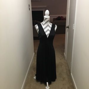 Slinky black party dress